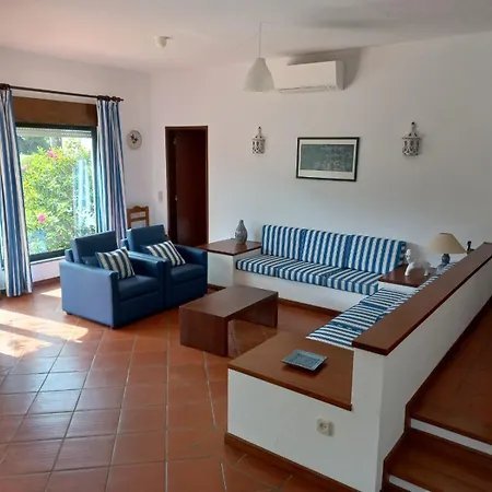 Azevedo Vilamoura